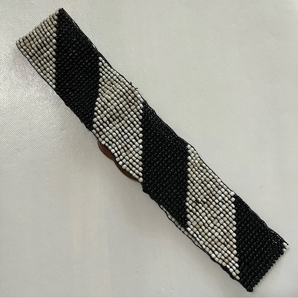 Stretchy Wide Beaded Wooden Buckle Belt